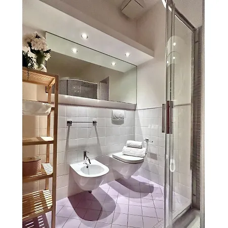 Private Oasis With Outdoor Piazza Liberta Apartment *