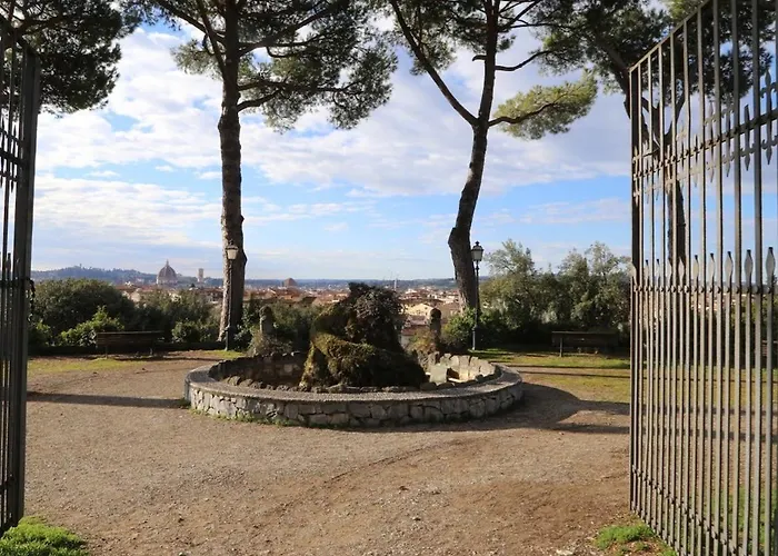 Private Oasis With Outdoor Piazza Liberta