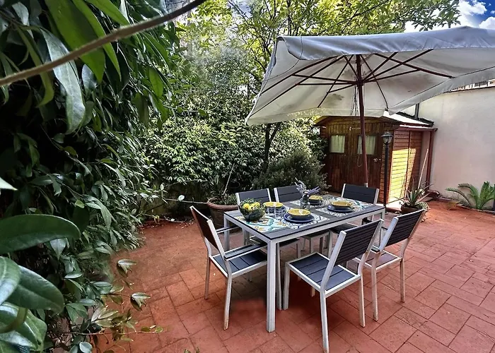アパート Private Oasis With Outdoor Piazza Liberta フィレンツェ