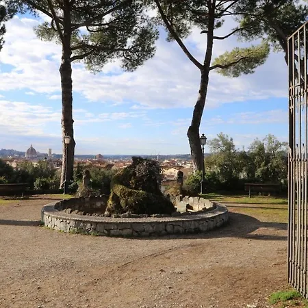 Private Oasis With Outdoor Piazza Liberta